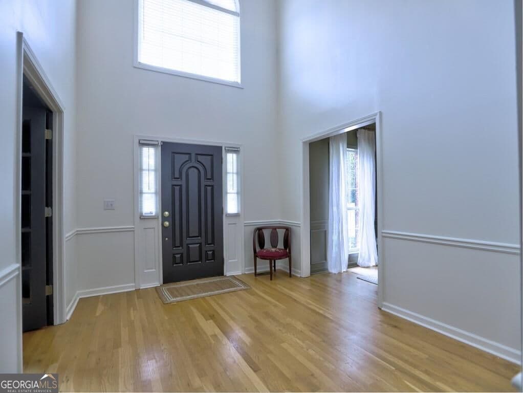 5 bedroom, 3.5 bathroom, 4,184 sq ft single family residence for sale at 2818 Penncross Drive, Marietta, GA 30064 — photo 3