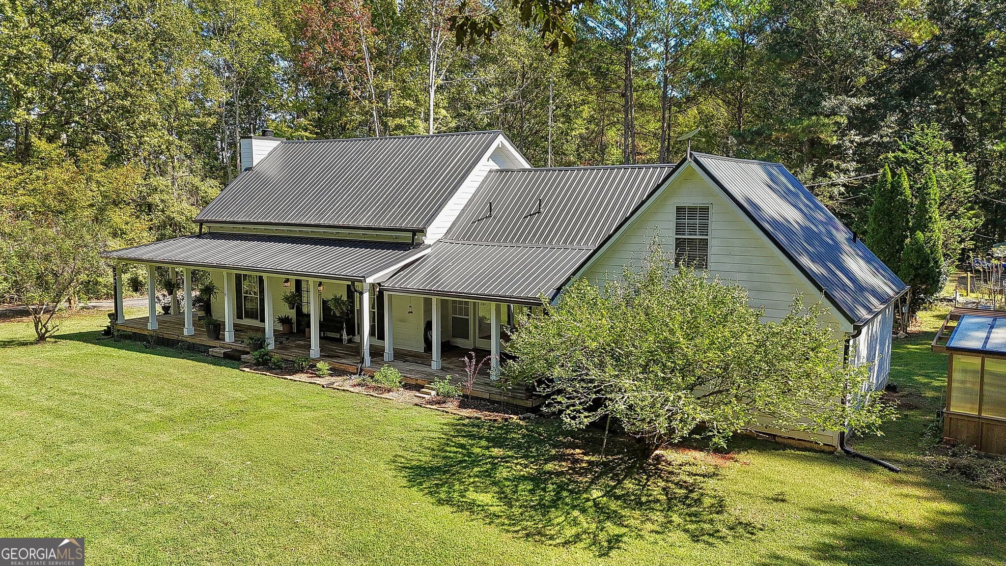 2 bedroom, 2.5 bathroom, 2,583 sq ft single family residence for sale at 1735 Highway 85, Senoia, GA 30276 — photo 3