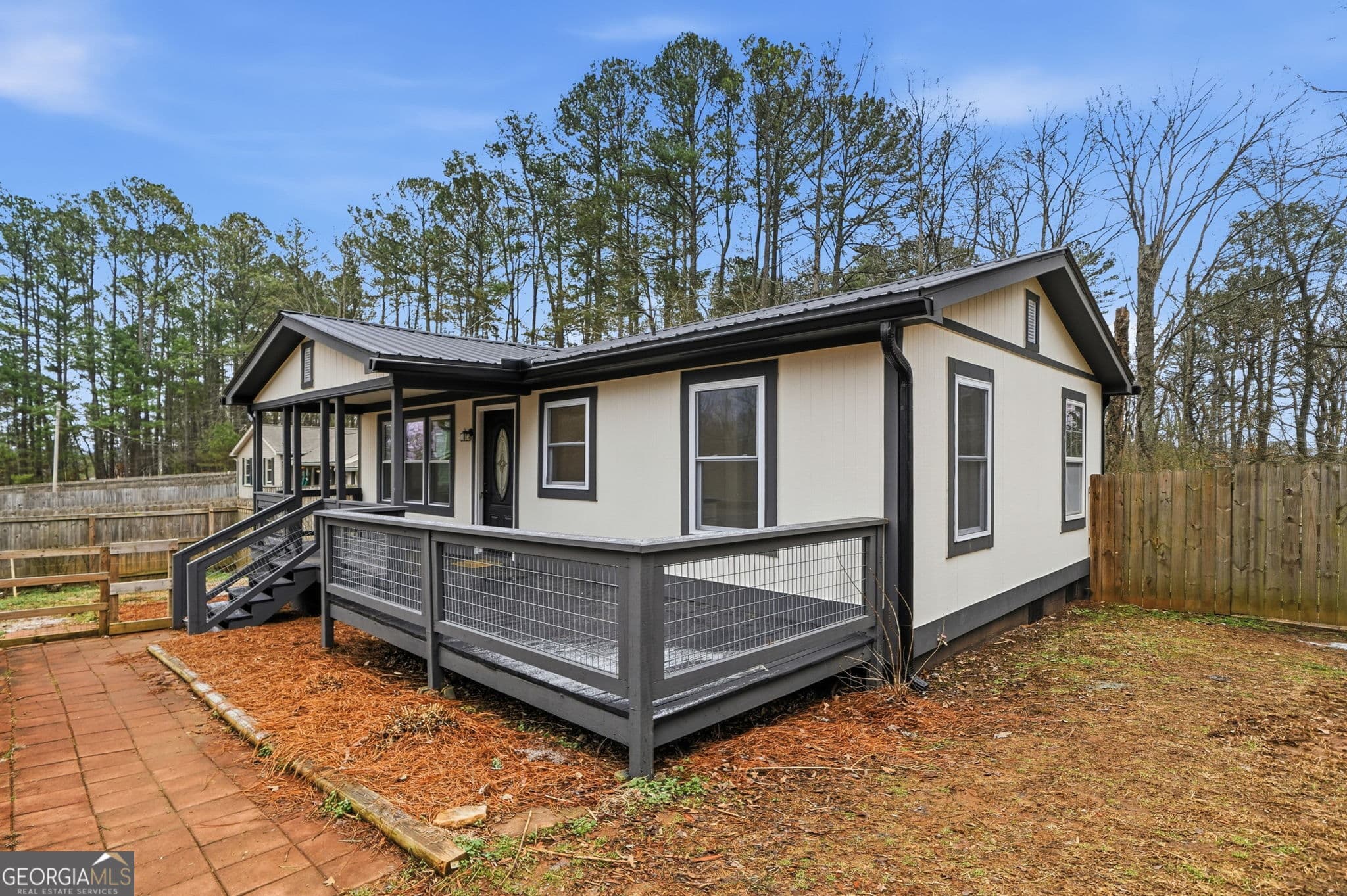 2 bedroom, 1 bathroom, 1,500 sq ft single family residence for sale at 1734 Ball Ground Road, Ball Ground, GA 30107 — photo 4