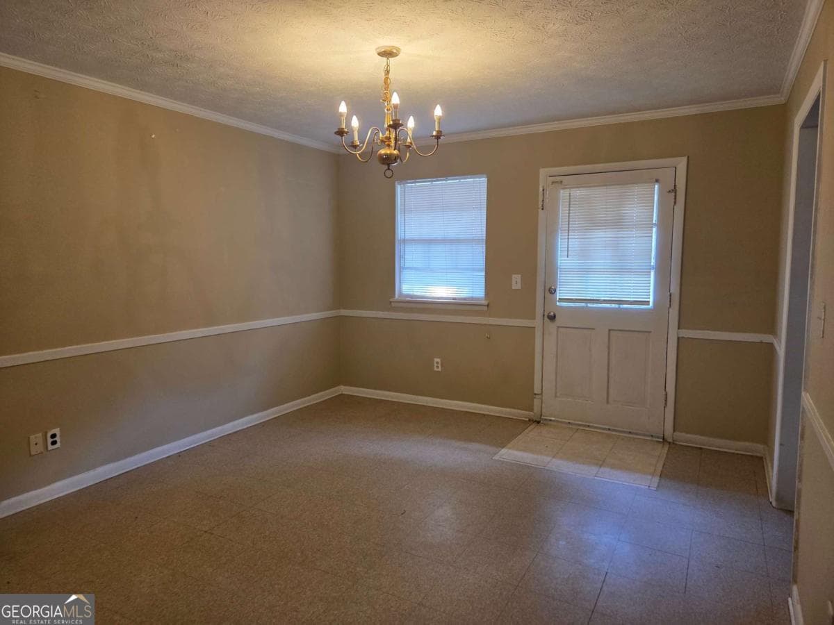 2 bedroom, 1 bathroom townhouse for rent at 897 A Six Oaks Circle B, Norcross, GA 30093 for $1,550 a month — photo 6