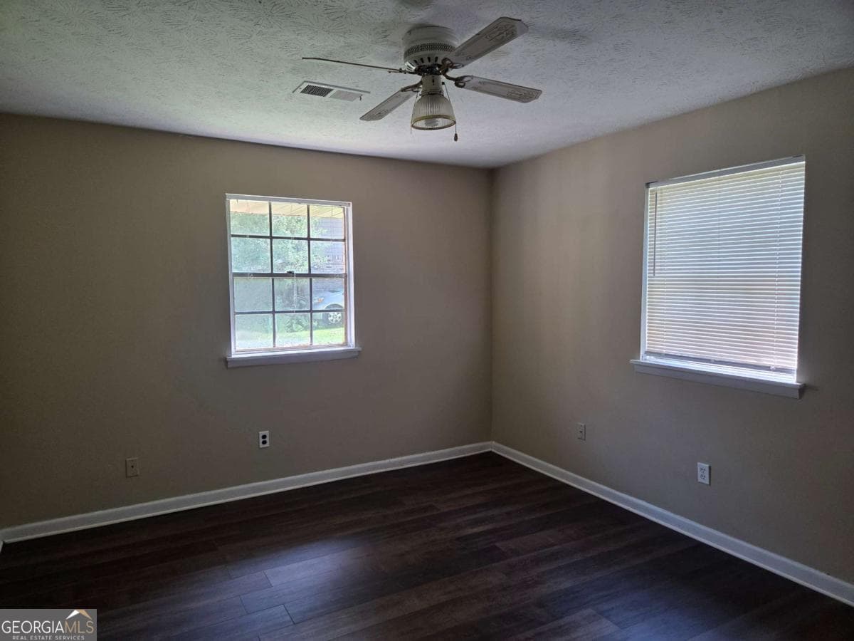 2 bedroom, 1 bathroom townhouse for rent at 897 A Six Oaks Circle B, Norcross, GA 30093 for $1,550 a month — photo 9