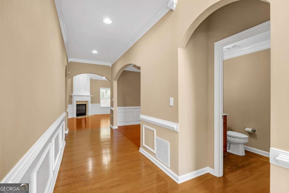 4 bedroom, 2.5 bathroom, 2,734 sq ft single family residence for sale at 3145 Bunting Run, Cumming, GA 30041 — photo 6