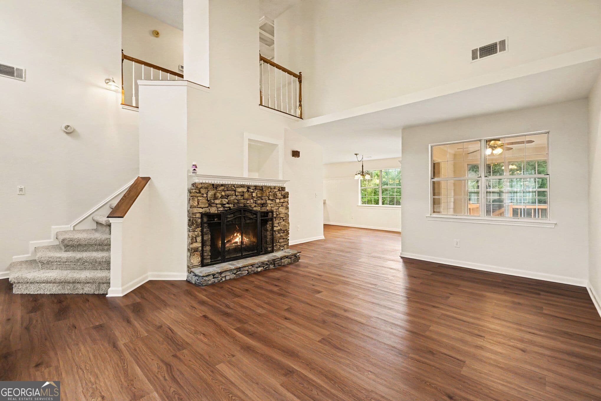3 bedroom, 2.5 bathroom, 1,860 sq ft single family residence for sale at 2684 Piedmont Oak Drive, Marietta, GA 30066 — photo 6