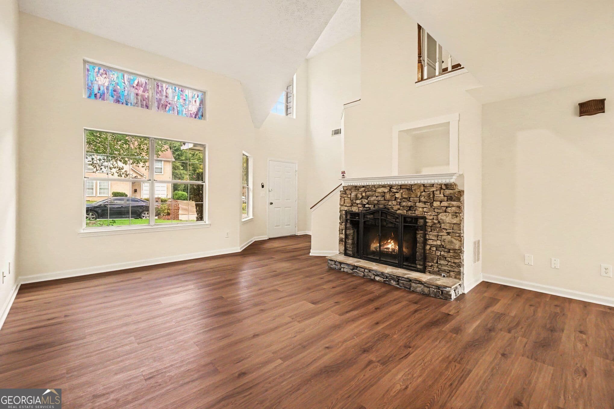 3 bedroom, 2.5 bathroom, 1,860 sq ft single family residence for sale at 2684 Piedmont Oak Drive, Marietta, GA 30066 — photo 3