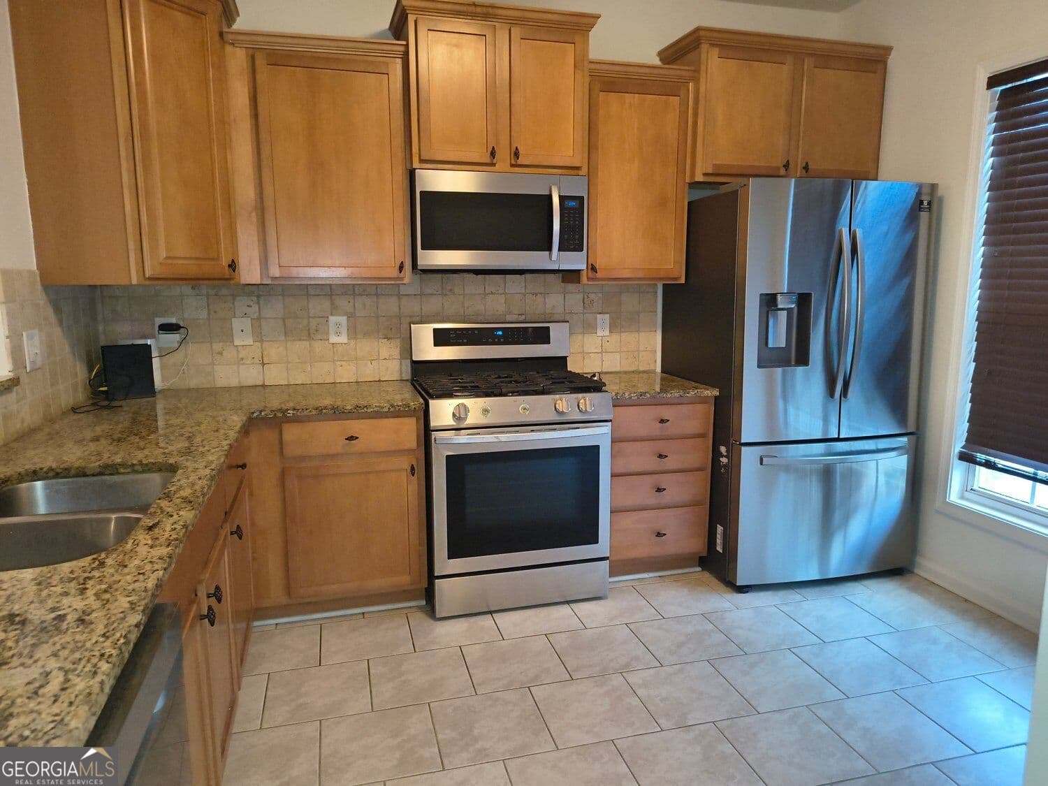 3 bedroom, 3.5 bathroom, 2,494 sq ft townhouse for rent at 1837 Appaloosa Mill Court, Buford, GA 30519 for $2,300 a month — photo 10