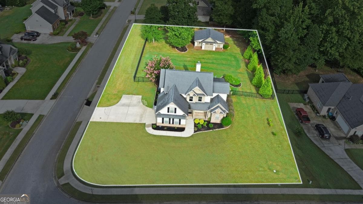 4 bedroom, 2.5 bathroom, 2,561 sq ft single family residence for sale at 4662 Whitlow Ridge Drive, Bishop, GA 30621 — photo 4