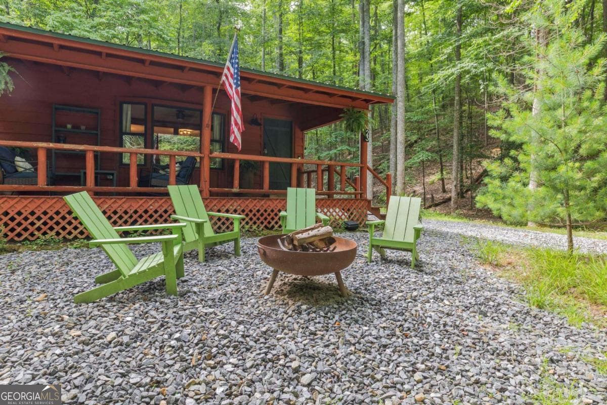 2 bedroom, 2 bathroom, 1,008 sq ft cabin,single family residence under contract at 23 Briar Cove Lane, Morganton, GA 30560 — photo 2