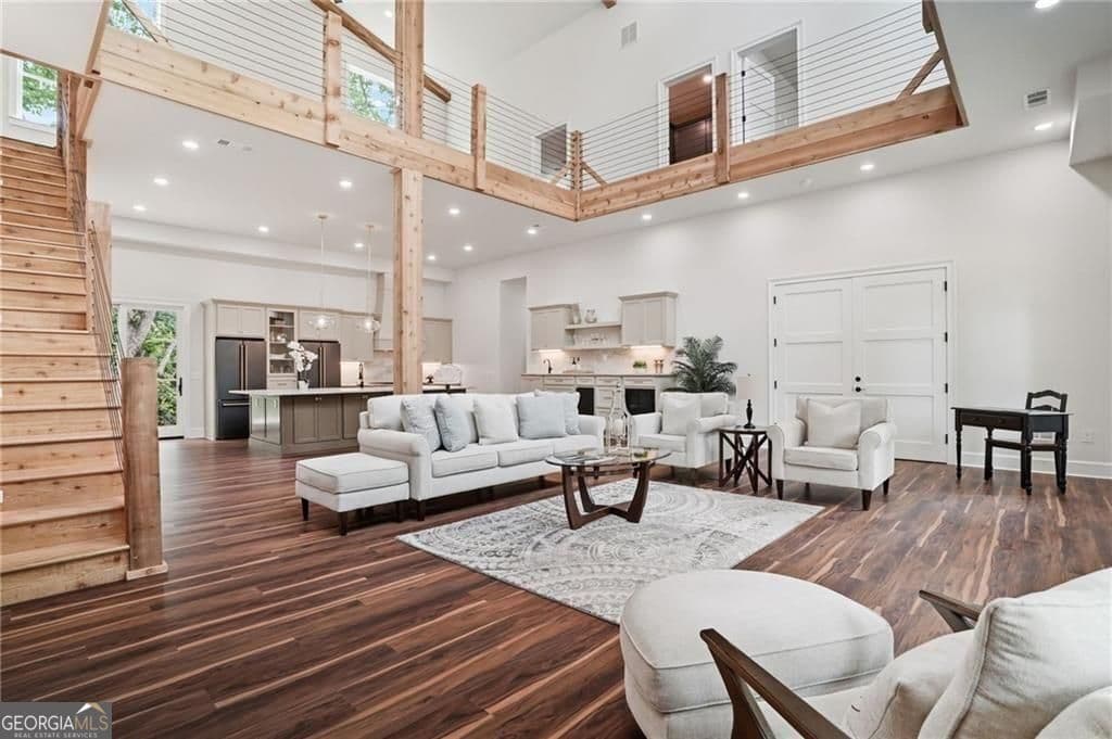 5 bedroom, 6 bathroom, 4,475 sq ft single family residence for sale at 7258 Island Mill Road, Acworth, GA 30102 — photo 5