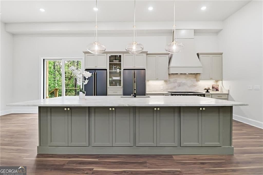 5 bedroom, 6 bathroom, 4,475 sq ft single family residence for sale at 7258 Island Mill Road, Acworth, GA 30102 — photo 10