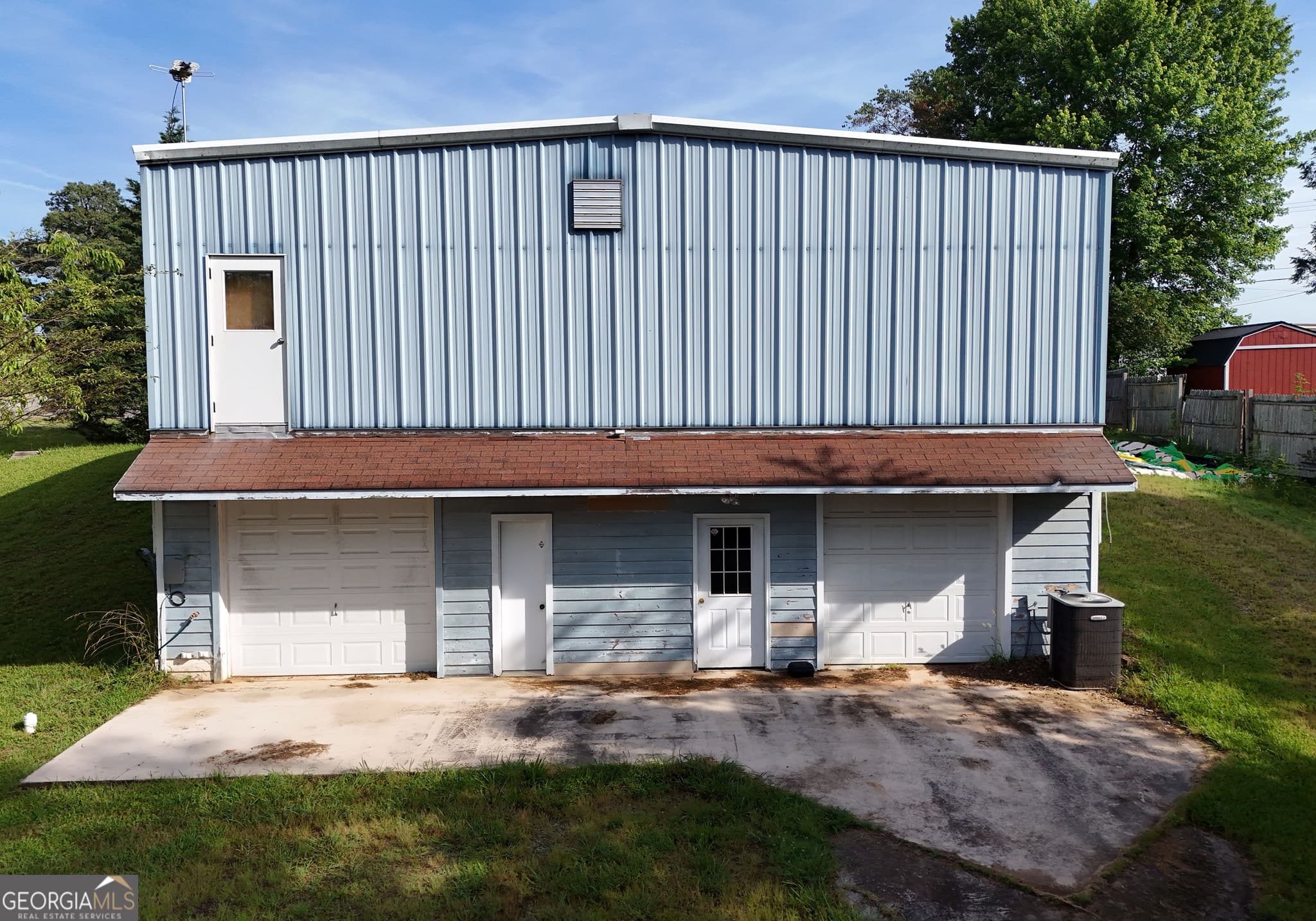 3 bedroom, 2.5 bathroom, 1,640 sq ft cabin,single family residence for sale at 1593 AND 1609 Blue Ridge Hwy, Blairsville, GA 30512 — photo 5