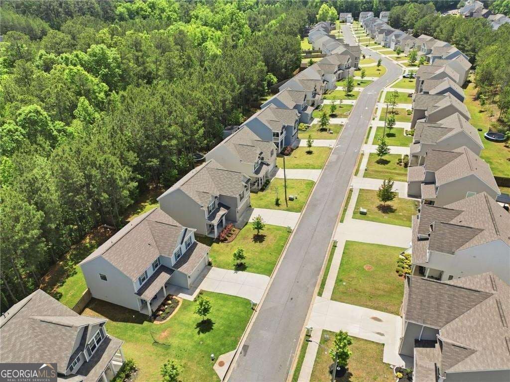 4 bedroom, 2.5 bathroom, 2,148 sq ft single family residence for rent at 79 Lantana Crossing, Dallas, GA 30132 for $2,425 a month — photo 4