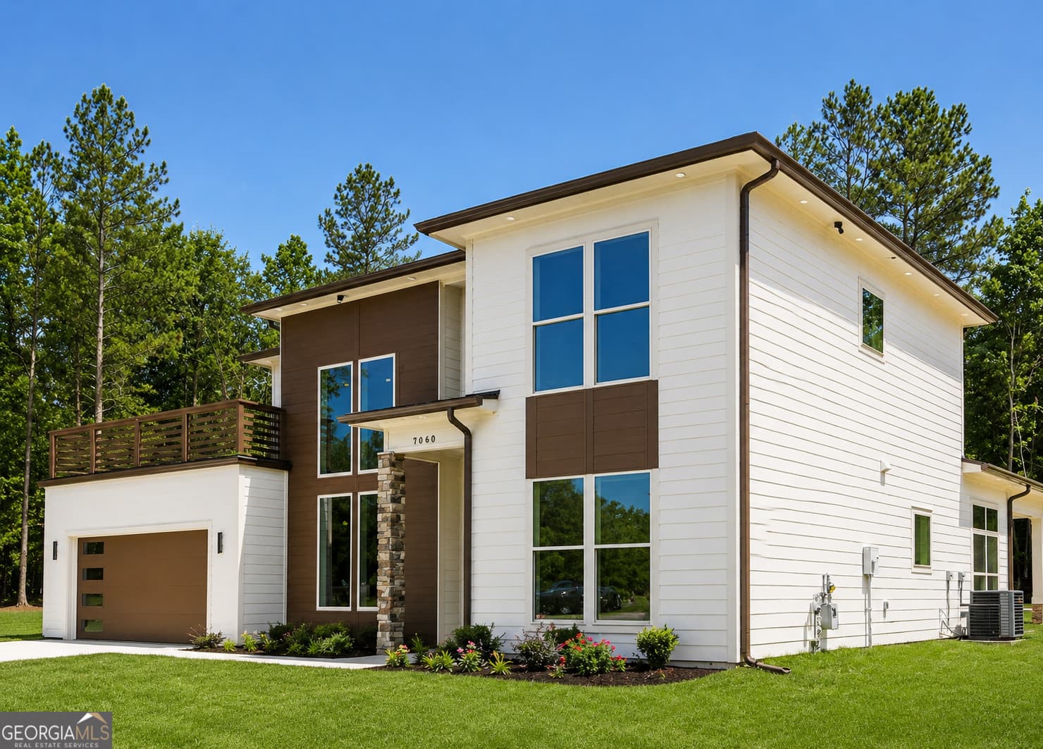 4 bedroom, 3.5 bathroom, 3,450 sq ft single family residence for sale at 7060 Moseley Dixon Road, Macon, GA 31220 — photo 2