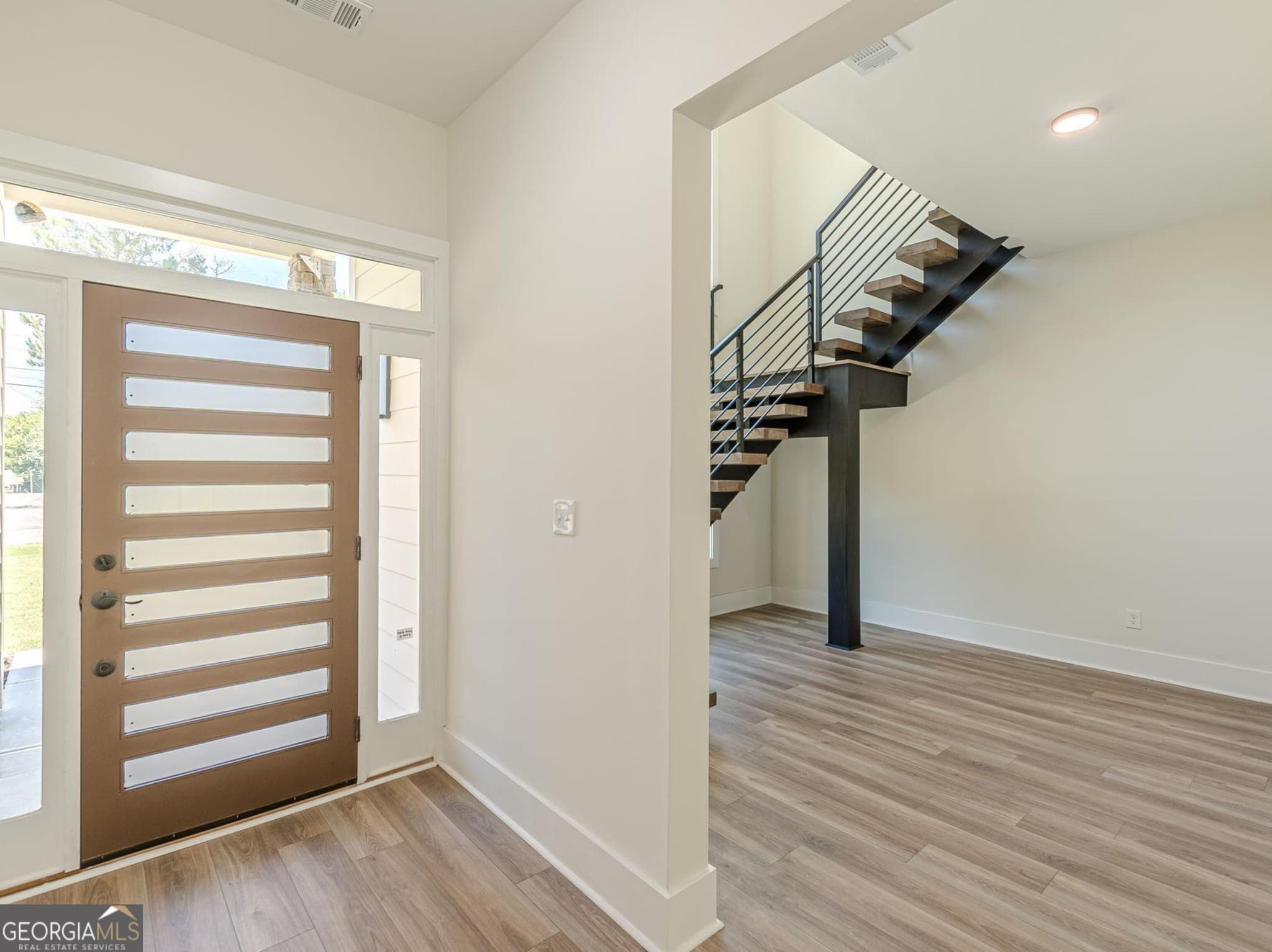 4 bedroom, 3.5 bathroom, 3,450 sq ft single family residence for sale at 7060 Moseley Dixon Road, Macon, GA 31220 — photo 9