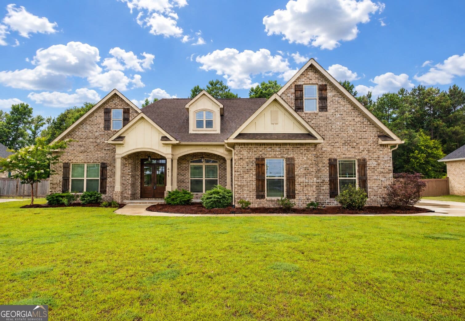 4 bedroom, 3 bathroom, 2,724 sq ft single family residence for sale at 411 Stonegate Trail, Perry, GA 31069 — photo 1 of 48