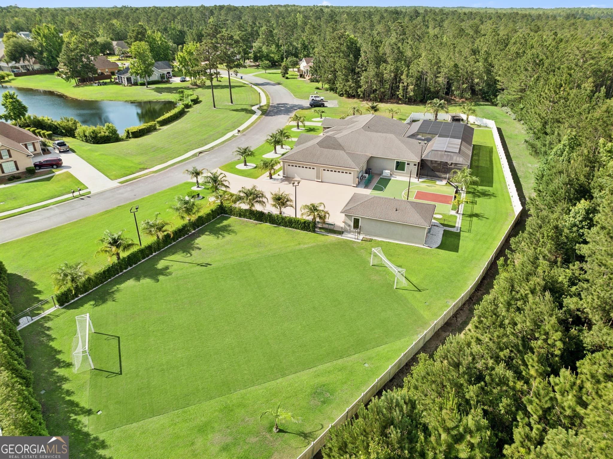 6 bedroom, 5 bathroom, 3,543 sq ft single family residence for sale at 240 Belmont Circle, Brunswick, GA 31525