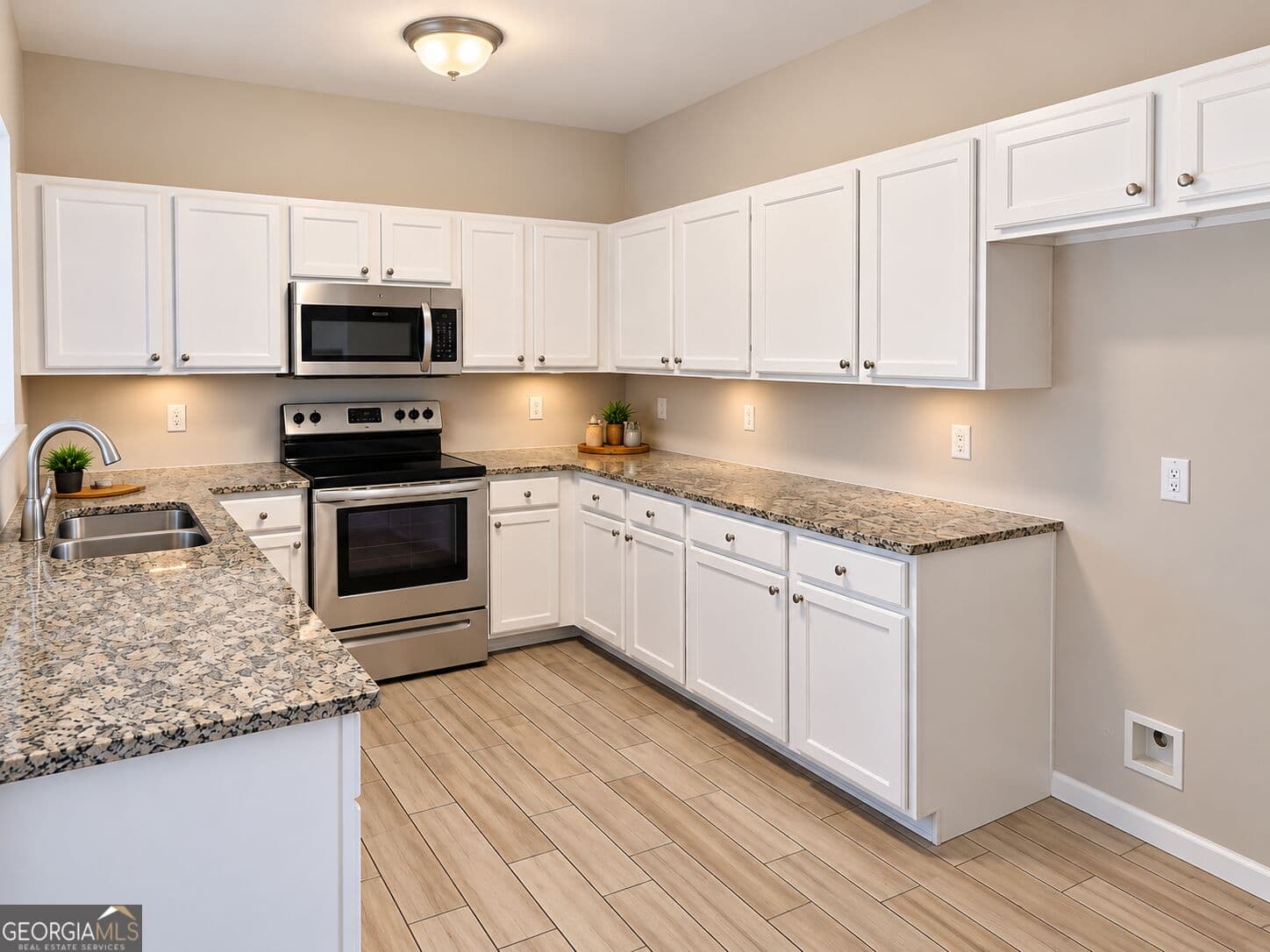 4 bedroom, 3 bathroom, 2,264 sq ft single family residence for sale at 85 Austin Terrace, Porterdale, GA 30014 — photo 2
