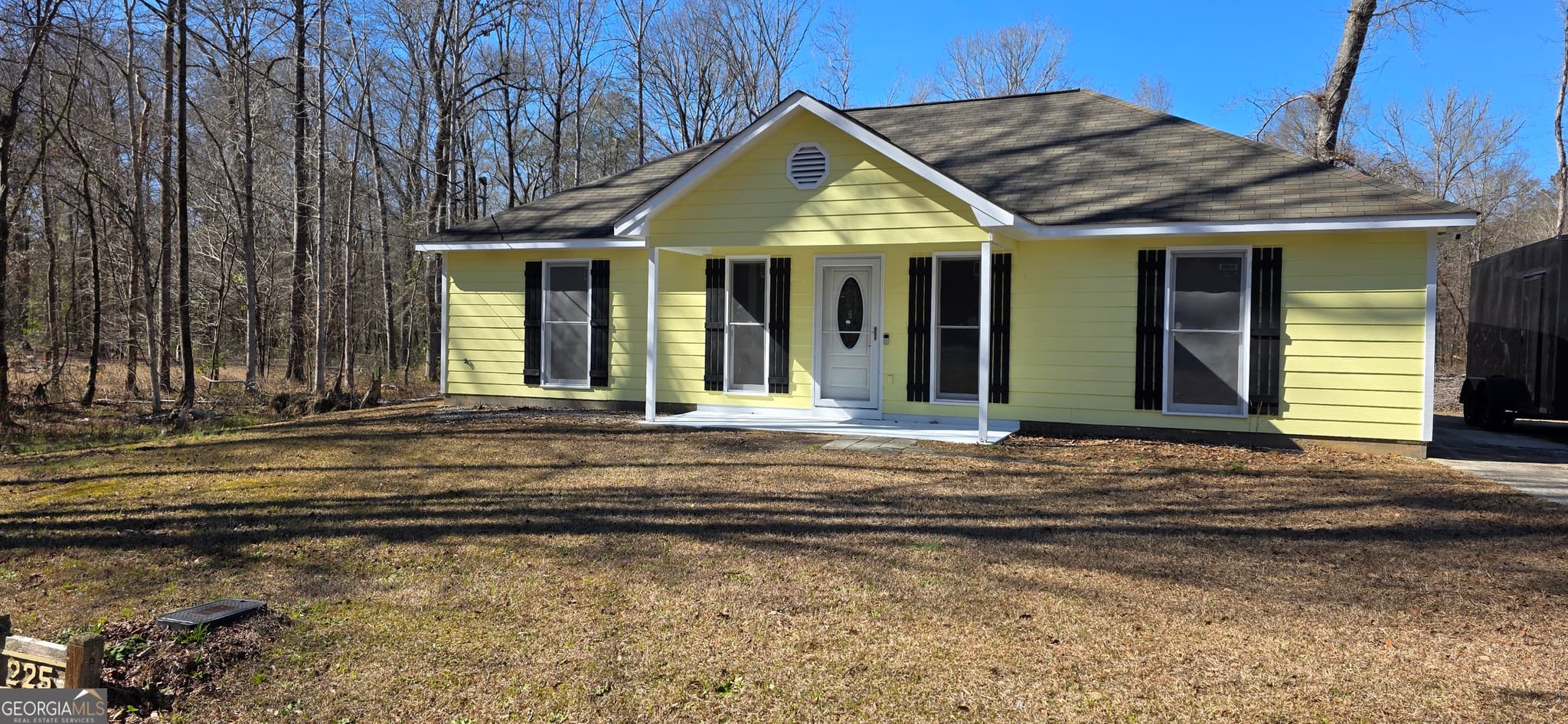 3 bedroom, 2 bathroom, 1,260 sq ft single family residence for sale at 225 Lee Rd 960, Smiths Station, AL 36877 — photo 8