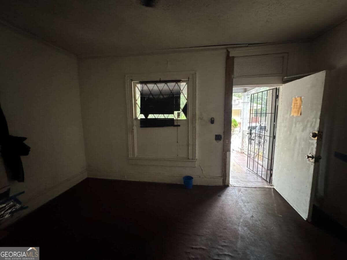 3 bedroom, 1 bathroom, 1,481 sq ft single family residence for sale at 2072 Beech Avenue, Macon, GA 31204 — photo 6
