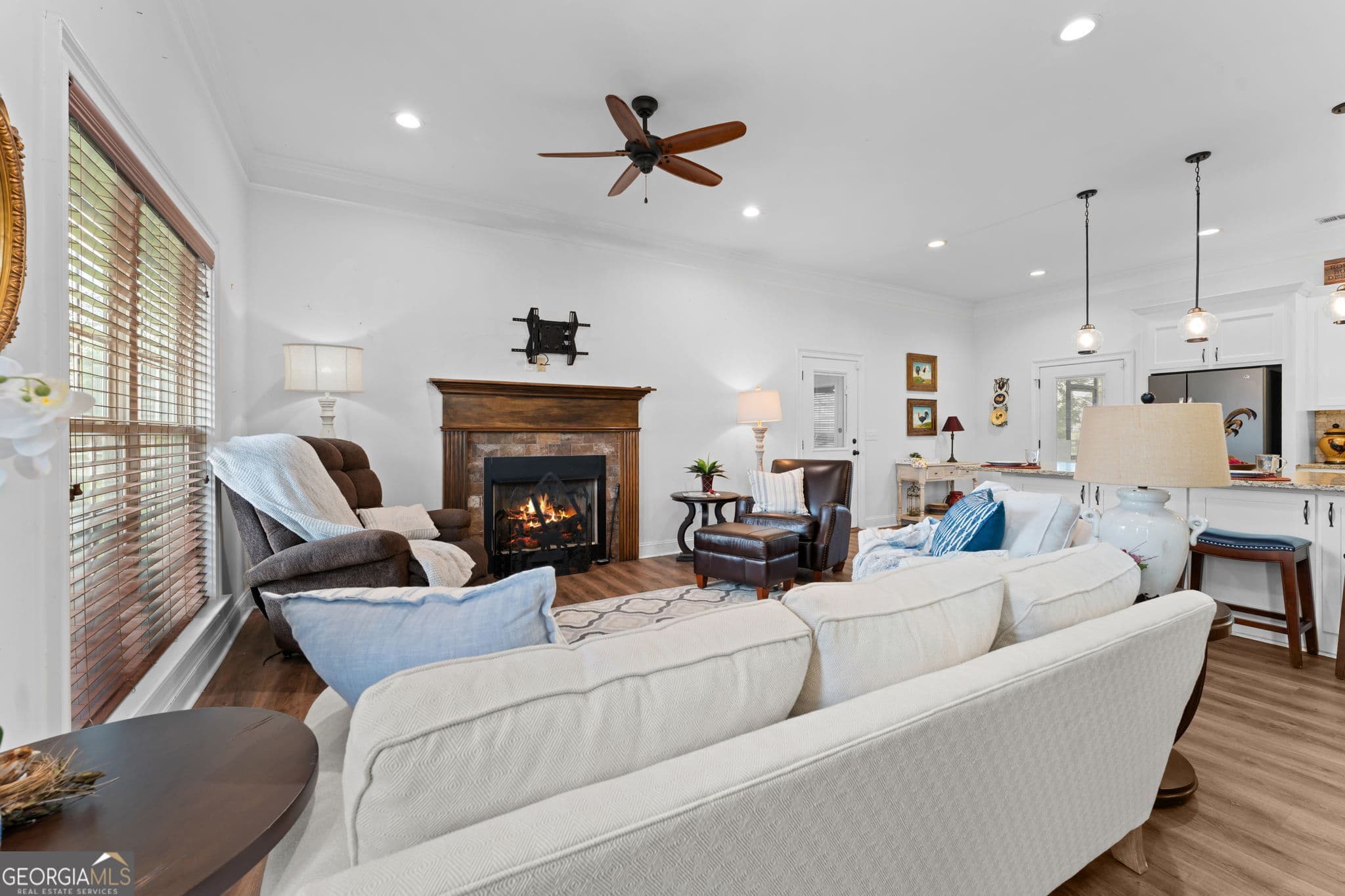 2 bedroom, 2.5 bathroom, 1,425 sq ft single family residence for sale at 179 Village Circle, Cochran, GA 31014 — photo 7