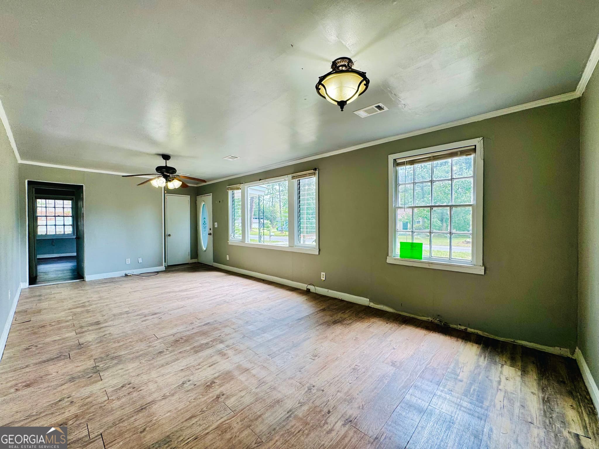 3 bedroom, 1 bathroom, 984 sq ft single family residence for sale at 708 Lakeland Avenue, Valdosta, GA 31602 — photo 9