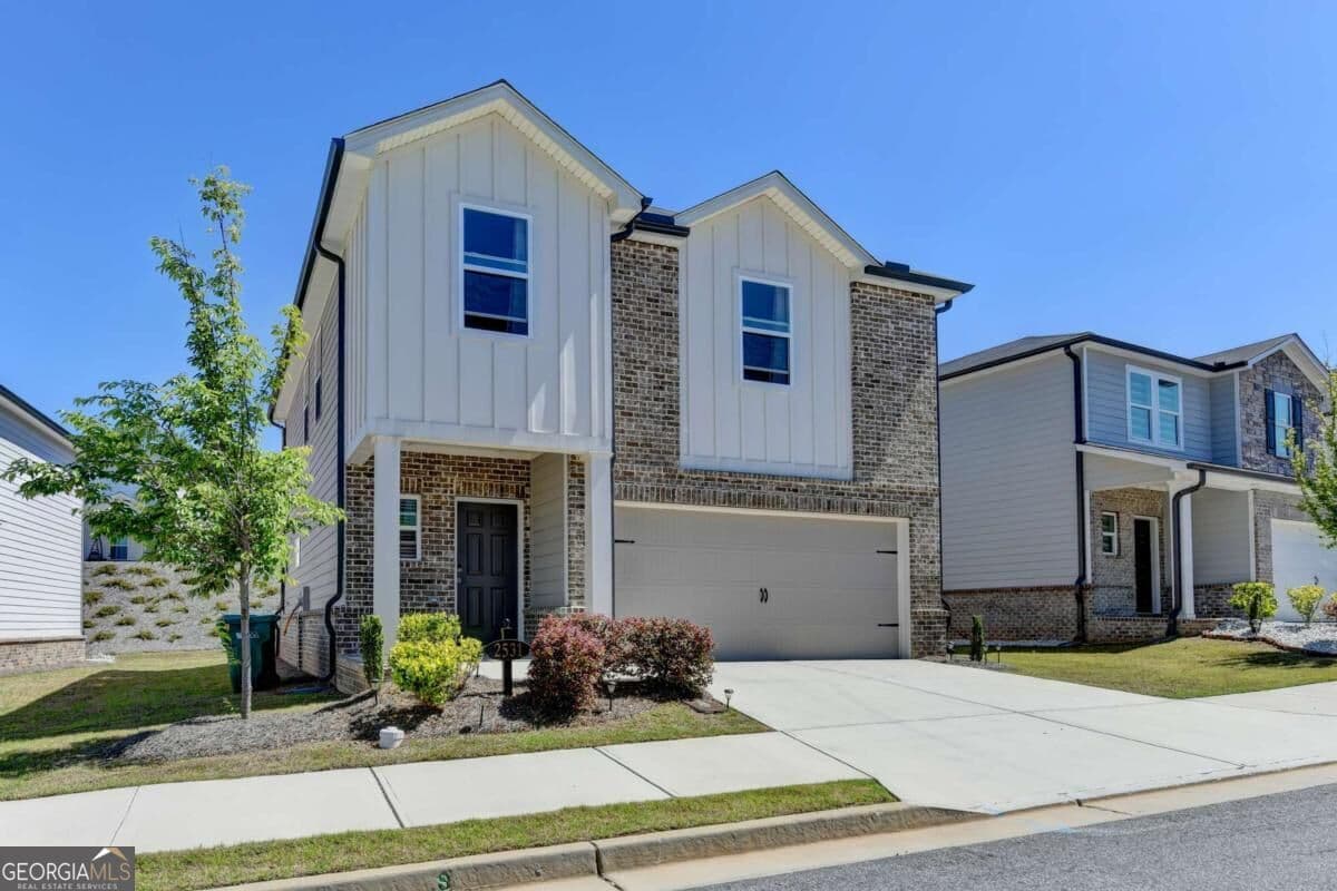 4 bedroom, 2.5 bathroom, 1,963 sq ft single family residence for sale at 2531 Canning View Avenue, Lawrenceville, GA 30044 — photo 2