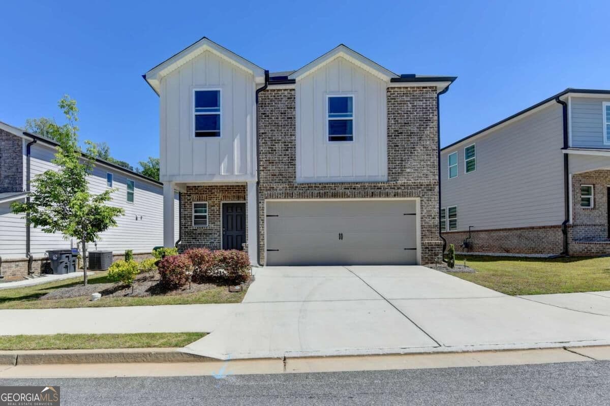 4 bedroom, 2.5 bathroom, 1,963 sq ft single family residence for sale at 2531 Canning View Avenue, Lawrenceville, GA 30044