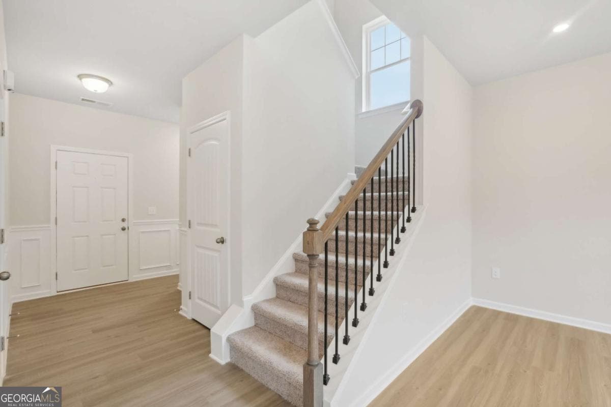 3 bedroom, 2.5 bathroom, 1,650 sq ft single family residence for sale at 1012 Stonebridge Circle LOT 88, Macon, GA 31211 — photo 2
