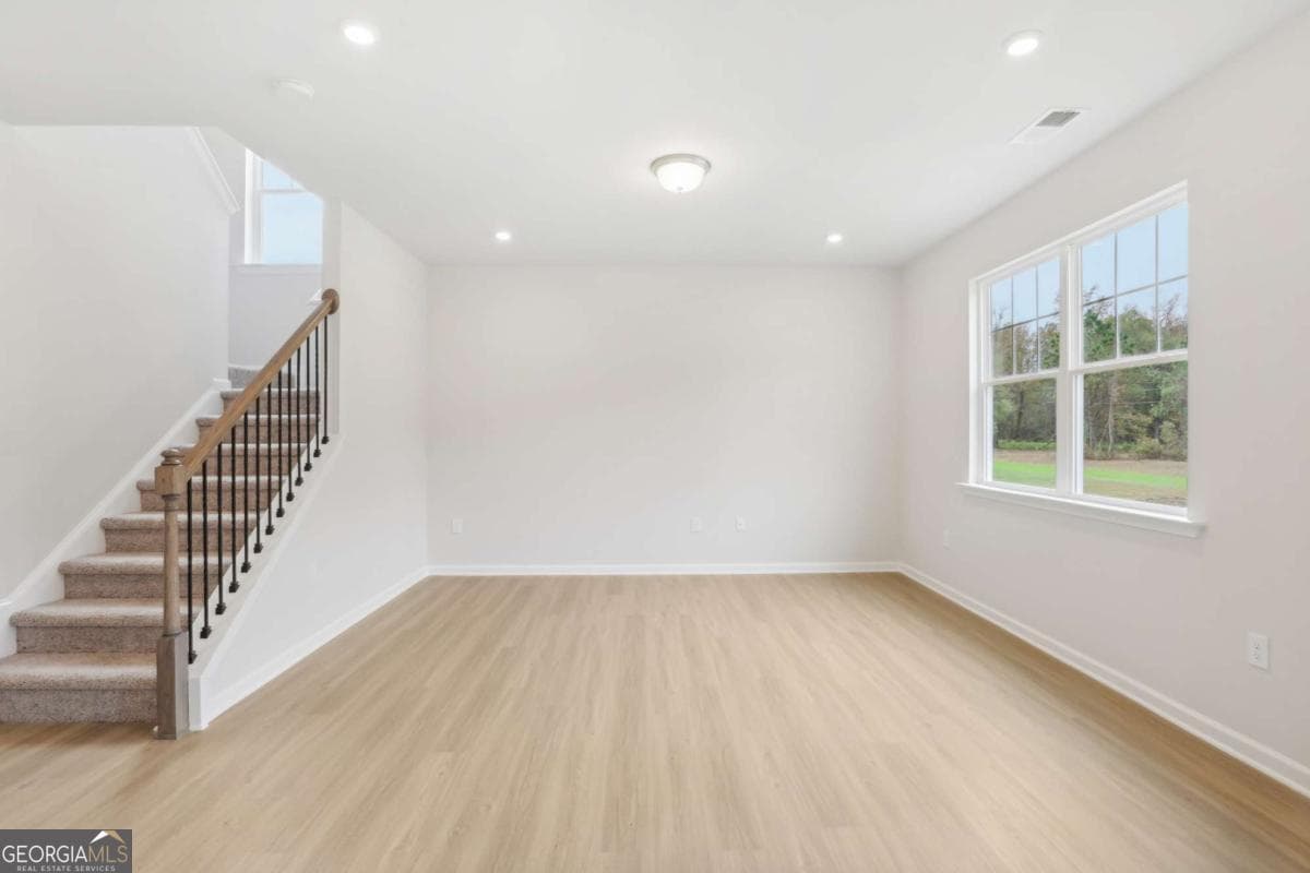 3 bedroom, 2.5 bathroom, 1,650 sq ft single family residence for sale at 1012 Stonebridge Circle LOT 88, Macon, GA 31211 — photo 5