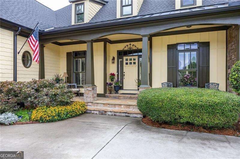 6 bedroom, 4.5 bathroom, 5,864 sq ft single family residence for sale at 154 Gold Leaf Trail, Powder Springs, GA 30127 — photo 3