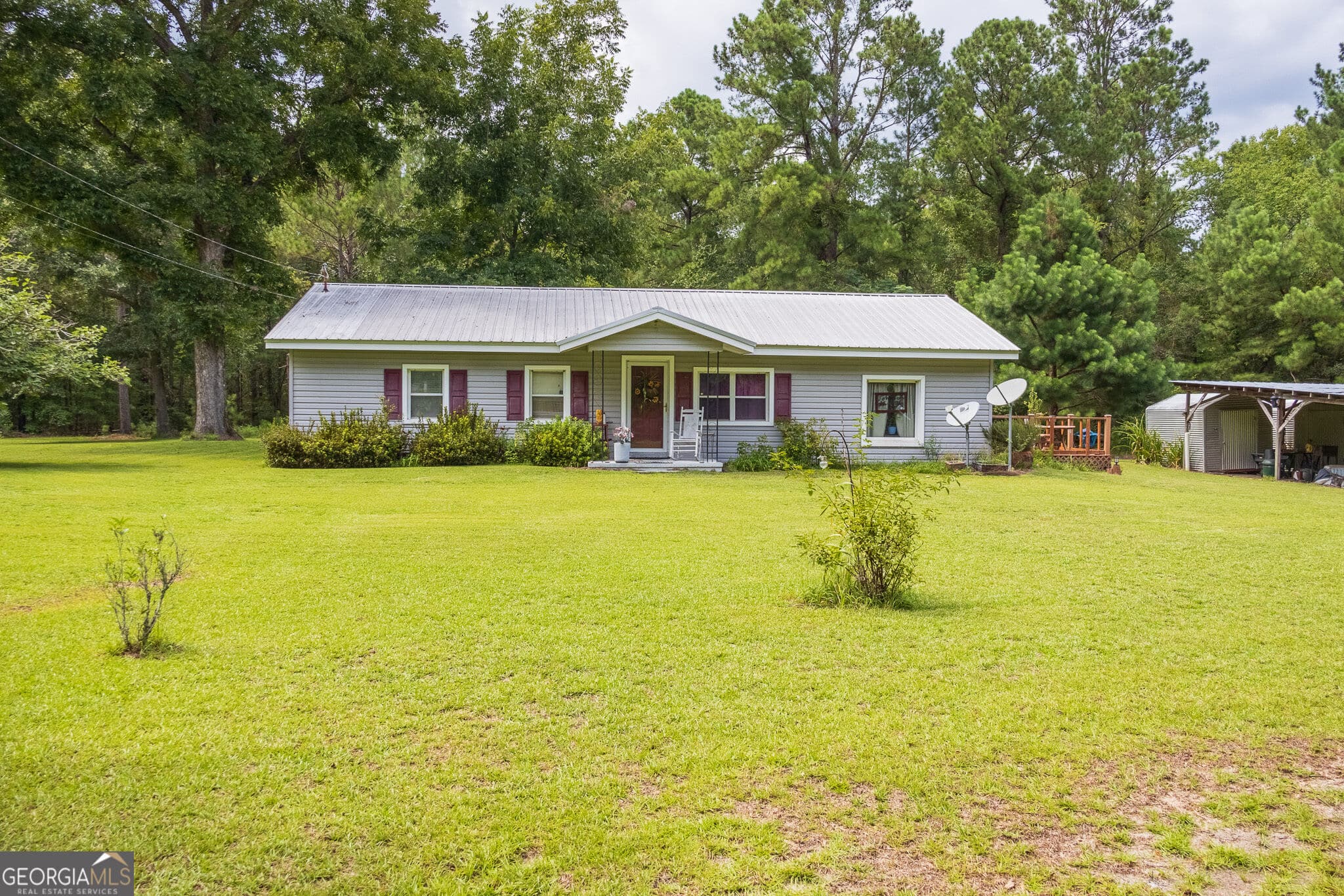 3 bedroom, 1 bathroom, 1,428 sq ft single family residence for sale at 1362 Doyle Road, Sardis, GA 30456