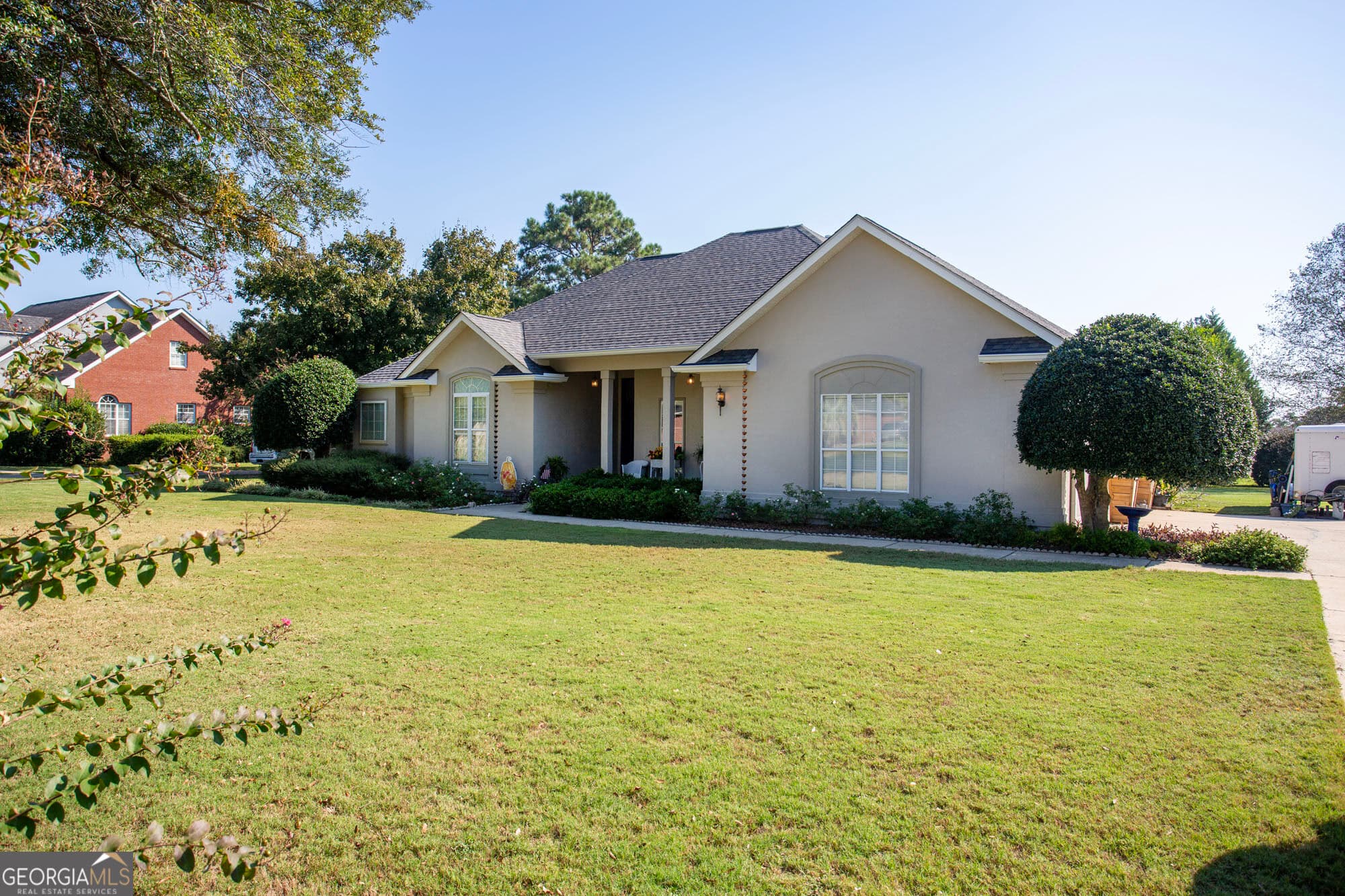 3 bedroom, 2.5 bathroom single family residence for sale at 117 BALTUSROL Drive, Eufaula, AL 36027