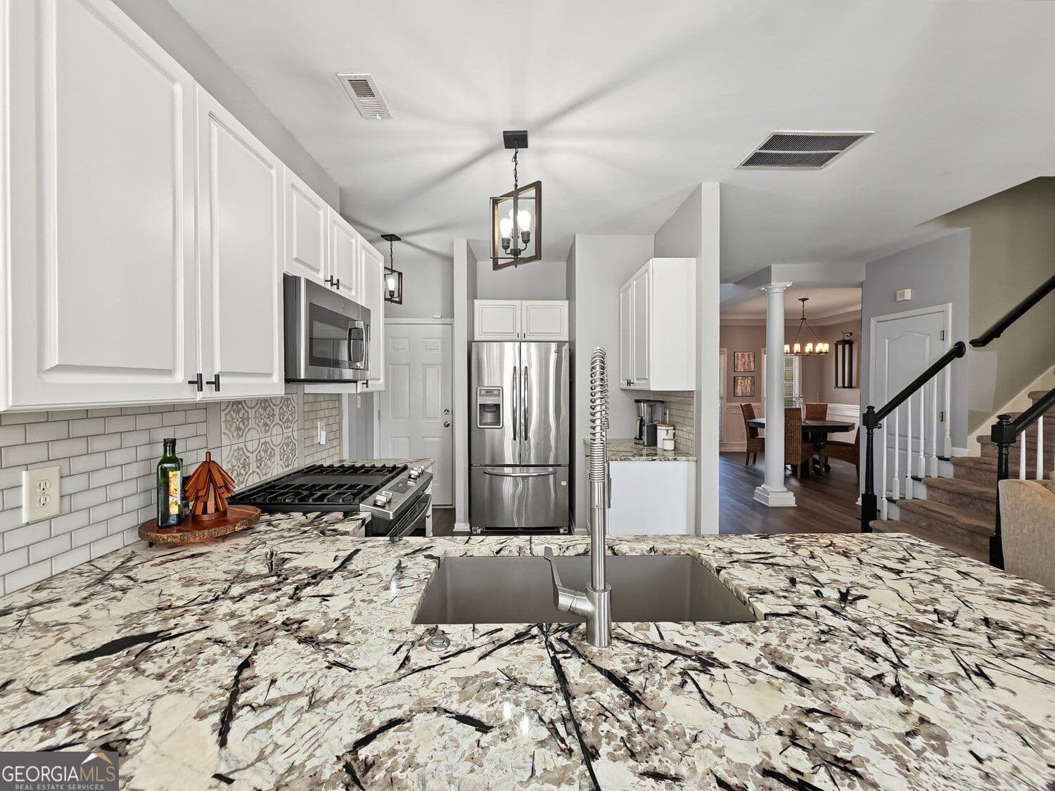 5 bedroom, 3 bathroom, 2,458 sq ft single family residence for sale at 314 Mirramont Court, Woodstock, GA 30189 — photo 10