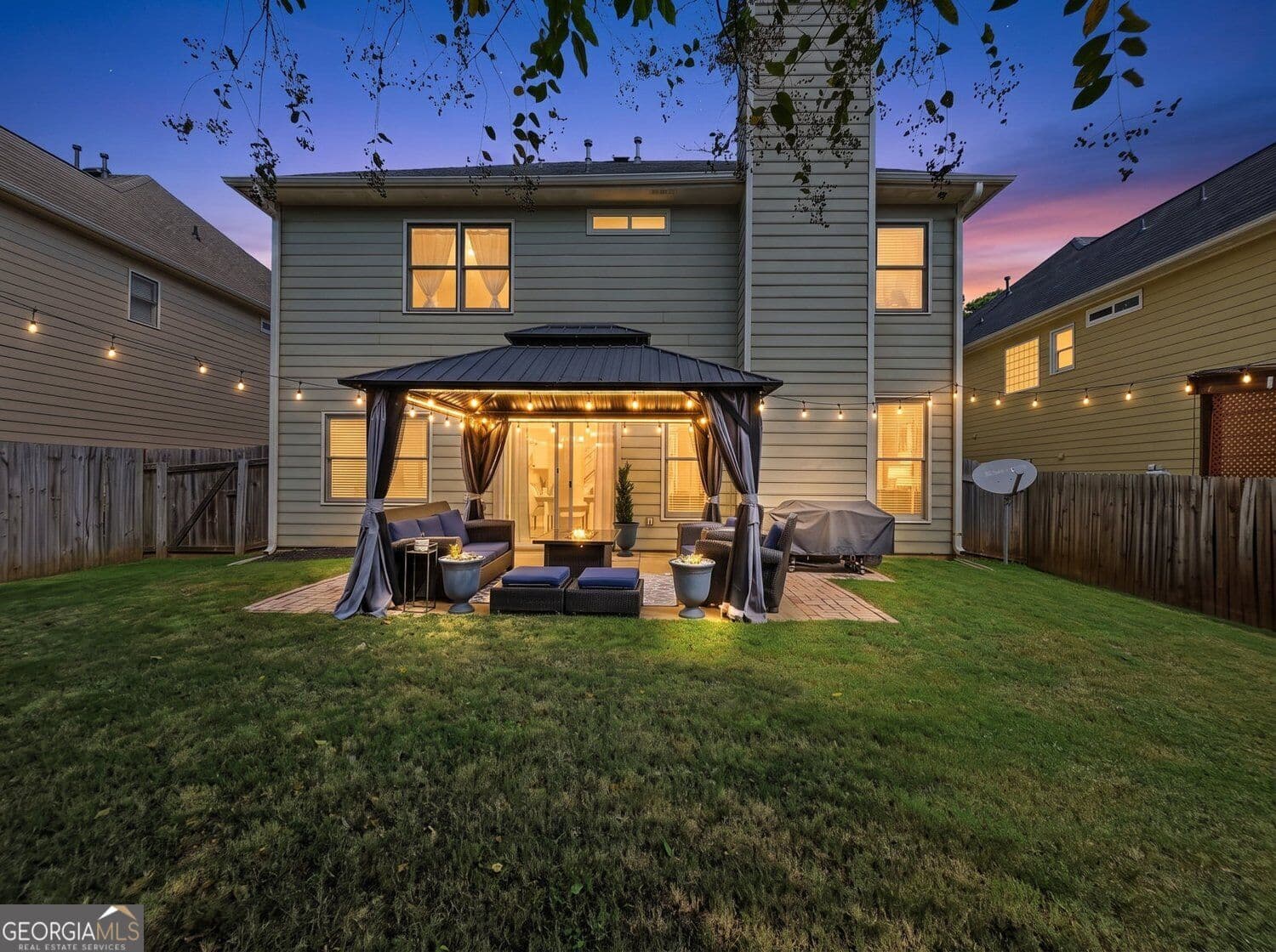 5 bedroom, 3 bathroom, 2,458 sq ft single family residence for sale at 314 Mirramont Court, Woodstock, GA 30189 — photo 4