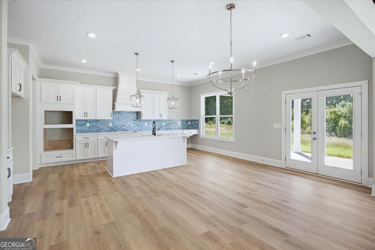 5 bedroom, 4 bathroom, 3,843 sq ft single family residence for sale at 137 Twin Oaks Drive, Hampton, GA 30228 — photo 10