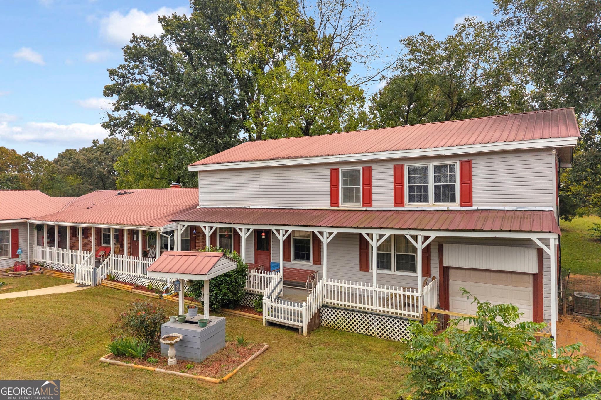 5 bedroom, 3 bathroom, 3,188 sq ft single family residence for sale at 275 Arlin Williams Road, Toccoa, GA 30577 — photo 4