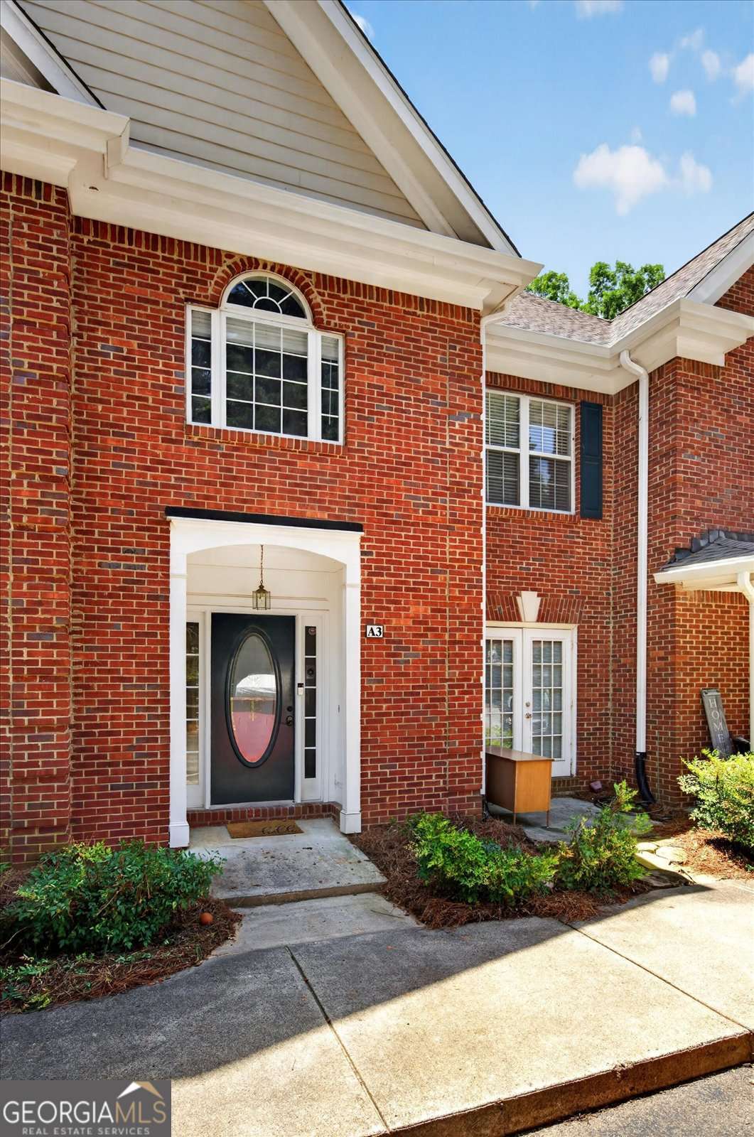 3 bedroom, 3.5 bathroom, 2,534 sq ft townhouse for sale at 2075 Pine Tree Drive A3, Buford, GA 30518