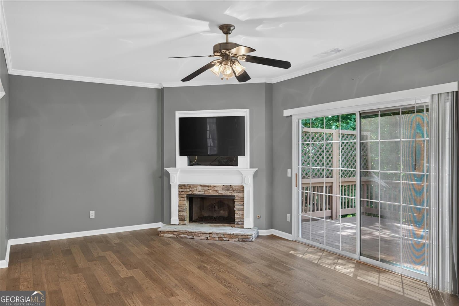 3 bedroom, 3.5 bathroom, 2,534 sq ft townhouse for sale at 2075 Pine Tree Drive A3, Buford, GA 30518 — photo 9