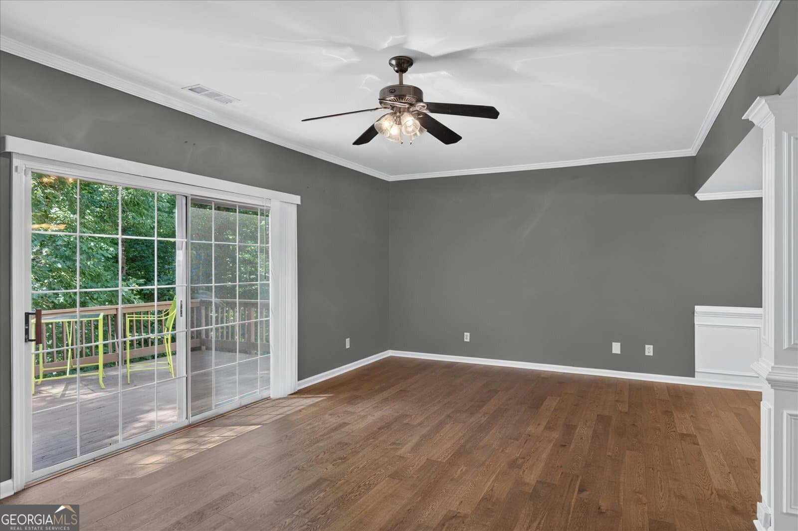 3 bedroom, 3.5 bathroom, 2,534 sq ft townhouse for sale at 2075 Pine Tree Drive A3, Buford, GA 30518 — photo 10
