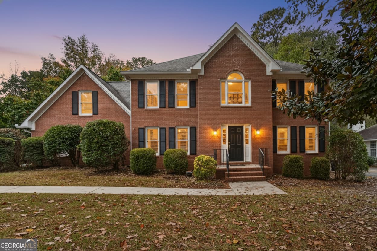 4 bedroom, 2.5 bathroom, 2,642 sq ft single family residence for sale at 181 Rivoli Landing, Macon, GA 31210 — photo 1 of 43