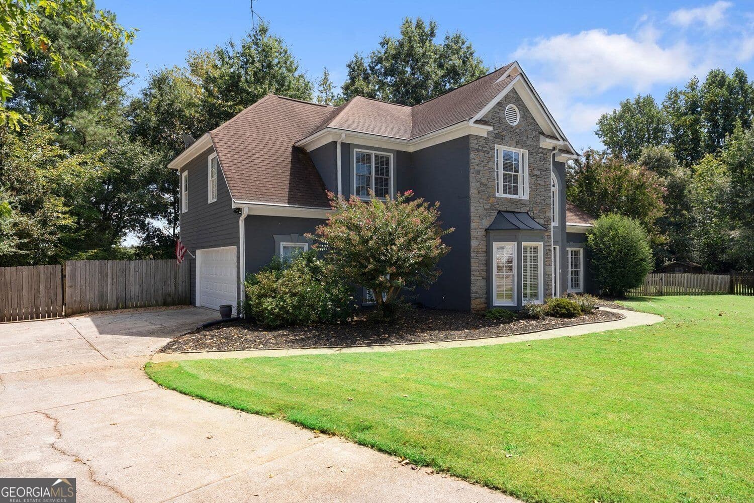 4 bedroom, 2.5 bathroom, 2,662 sq ft single family residence for sale at 6280 Clear Spring Lane, Flowery Branch, GA 30542 — photo 7