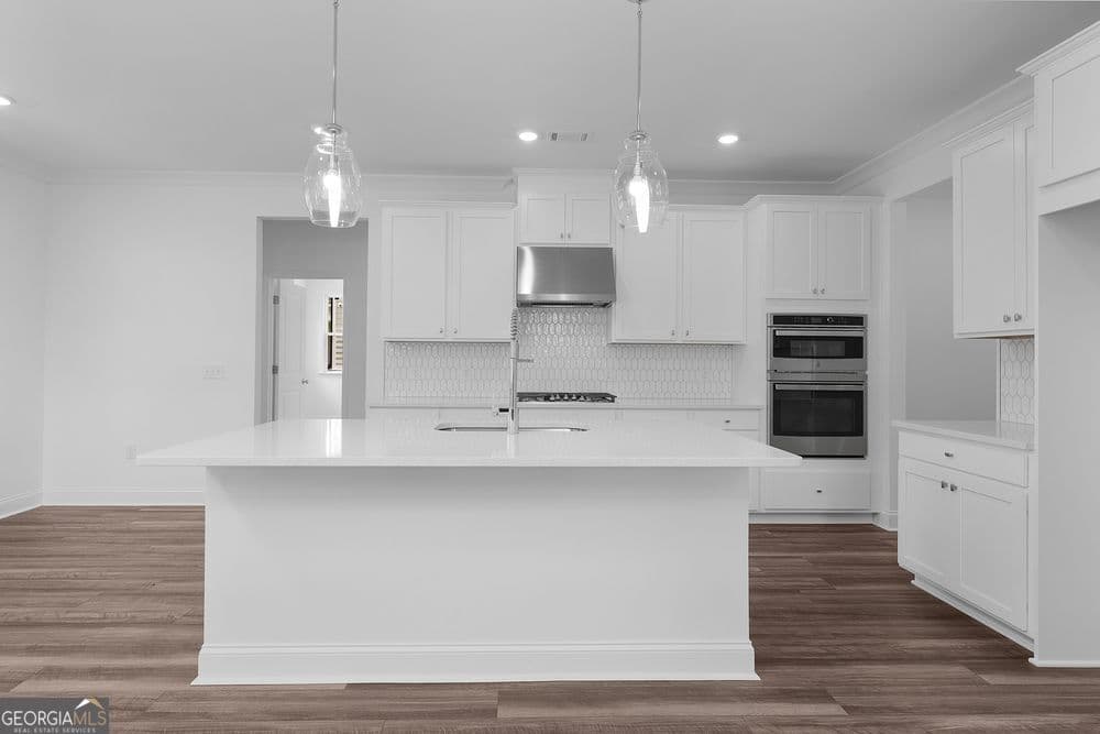 5 bedroom, 4.5 bathroom, 3,190 sq ft single family residence for sale at 3229 Danlow Court, Kennesaw, GA 30152 — photo 2
