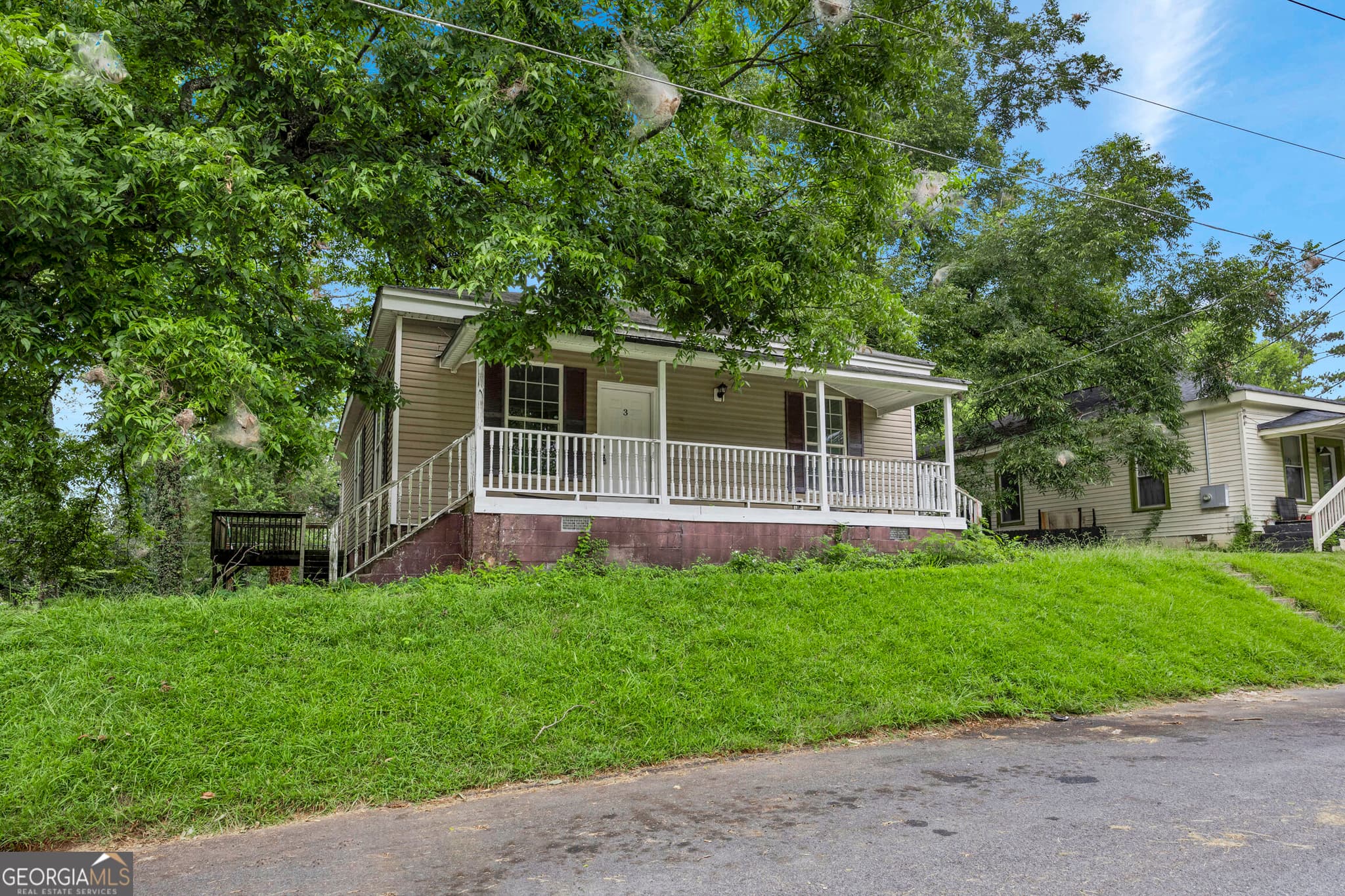 3 bedroom, 2 bathroom, 1,566 sq ft single family residence for sale at 3 Spruce Street, Porterdale, GA 30014 — photo 2