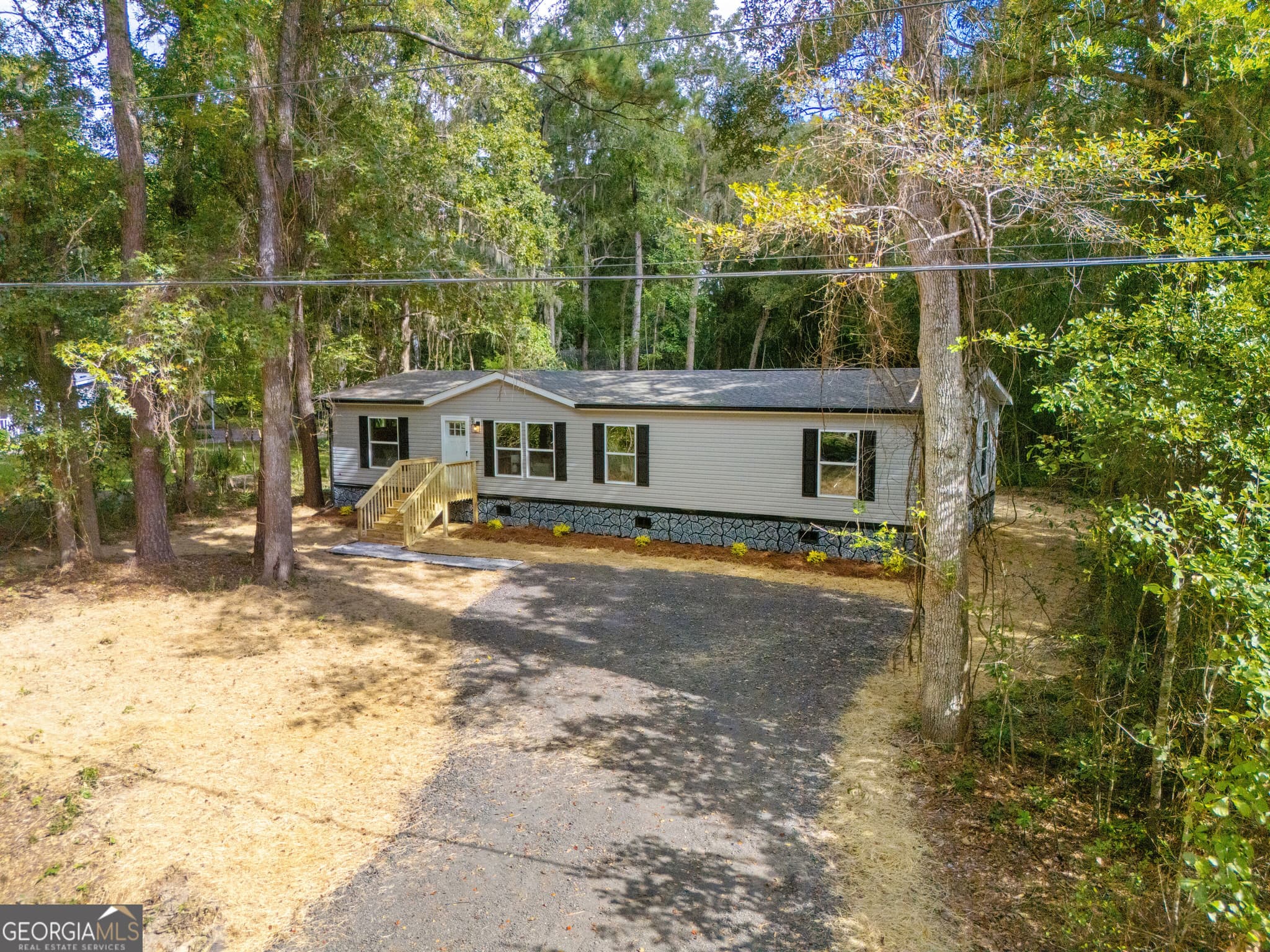 4 bedroom, 2 bathroom, 1,680 sq ft single family residence for sale at 45 2nd, Midway, GA 31320 — photo 2