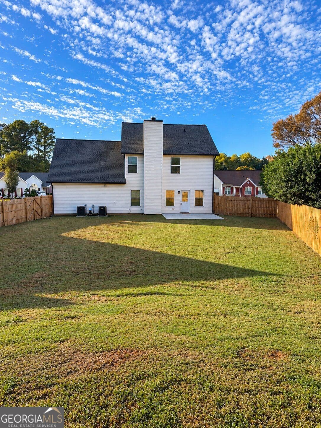 4 bedroom, 2.5 bathroom, 2,020 sq ft single family residence for rent at 630 Windsor Brook Lane, Lawrenceville, GA 30045 for $3,250 a month — photo 3