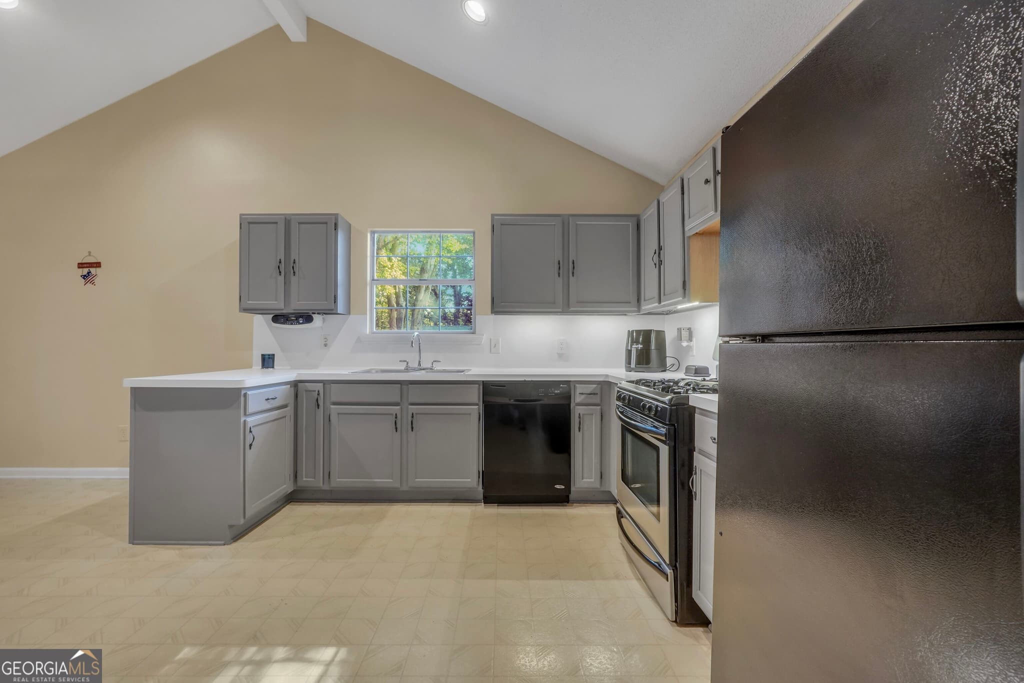 3 bedroom, 2 bathroom, 1,579 sq ft single family residence for sale at 368 Tait Road, Stockbridge, GA 30281 — photo 10