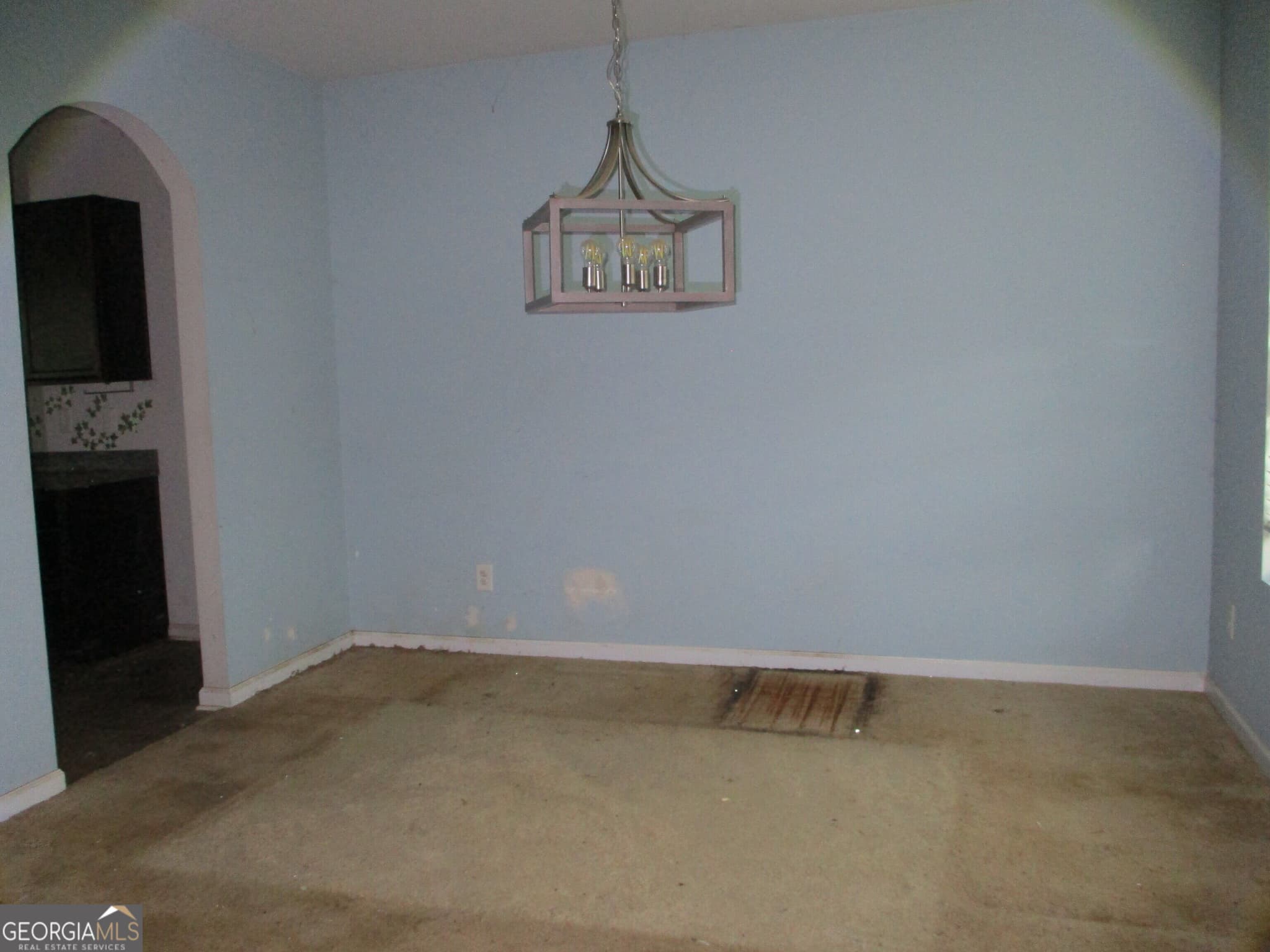 3 bedroom, 2.5 bathroom, 1,990 sq ft single family residence for sale at 6600 Woodwell Drive # 193, Union City, GA 30291 — photo 2