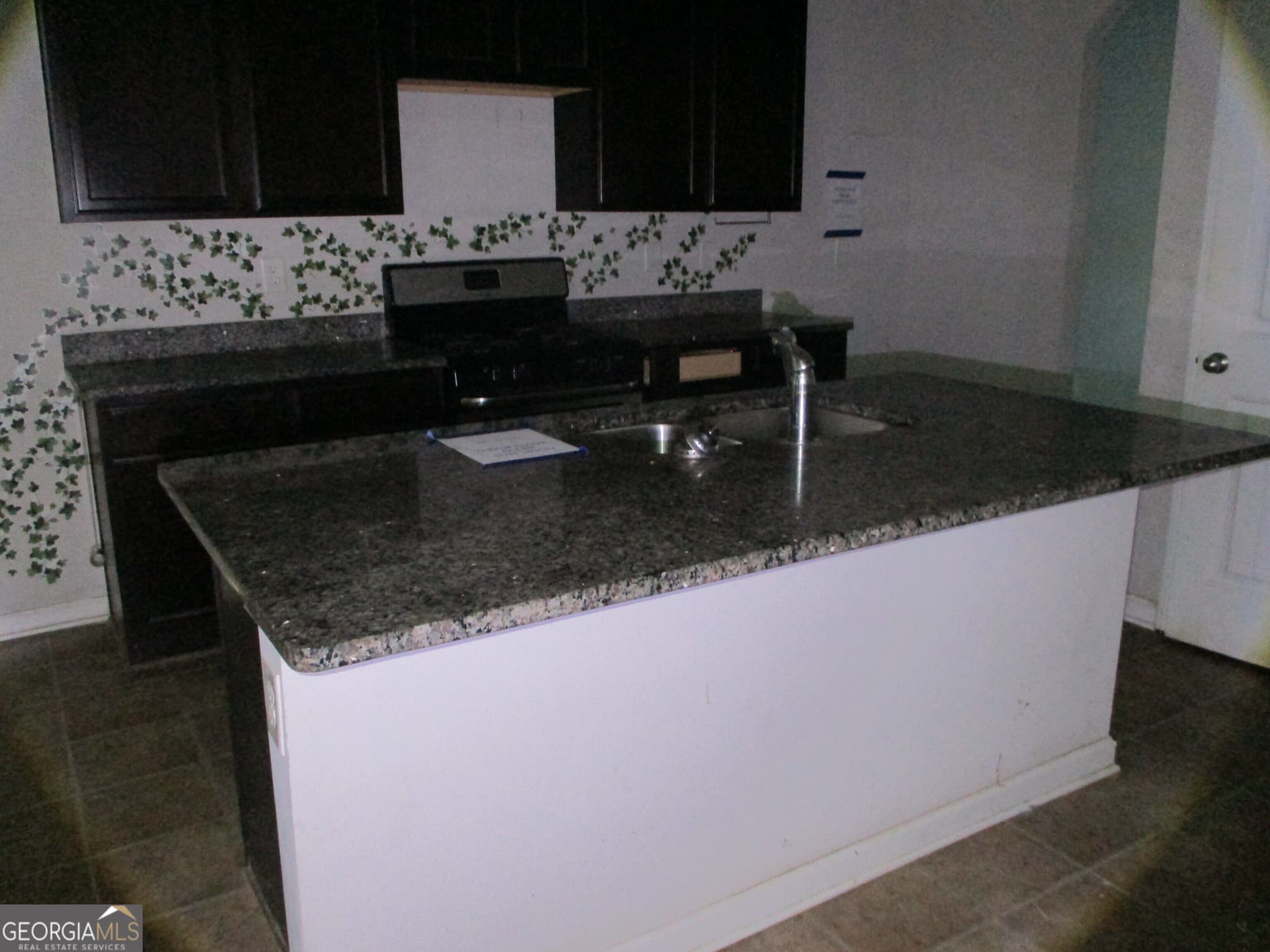 3 bedroom, 2.5 bathroom, 1,990 sq ft single family residence for sale at 6600 Woodwell Drive # 193, Union City, GA 30291 — photo 5