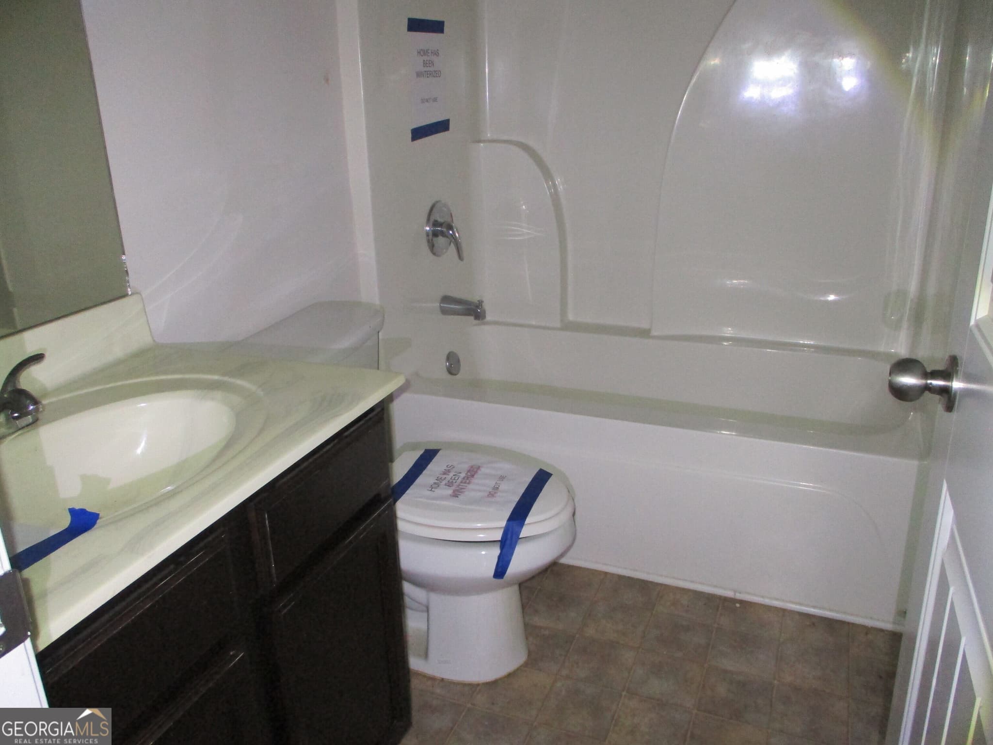 3 bedroom, 2.5 bathroom, 1,990 sq ft single family residence for sale at 6600 Woodwell Drive # 193, Union City, GA 30291 — photo 9
