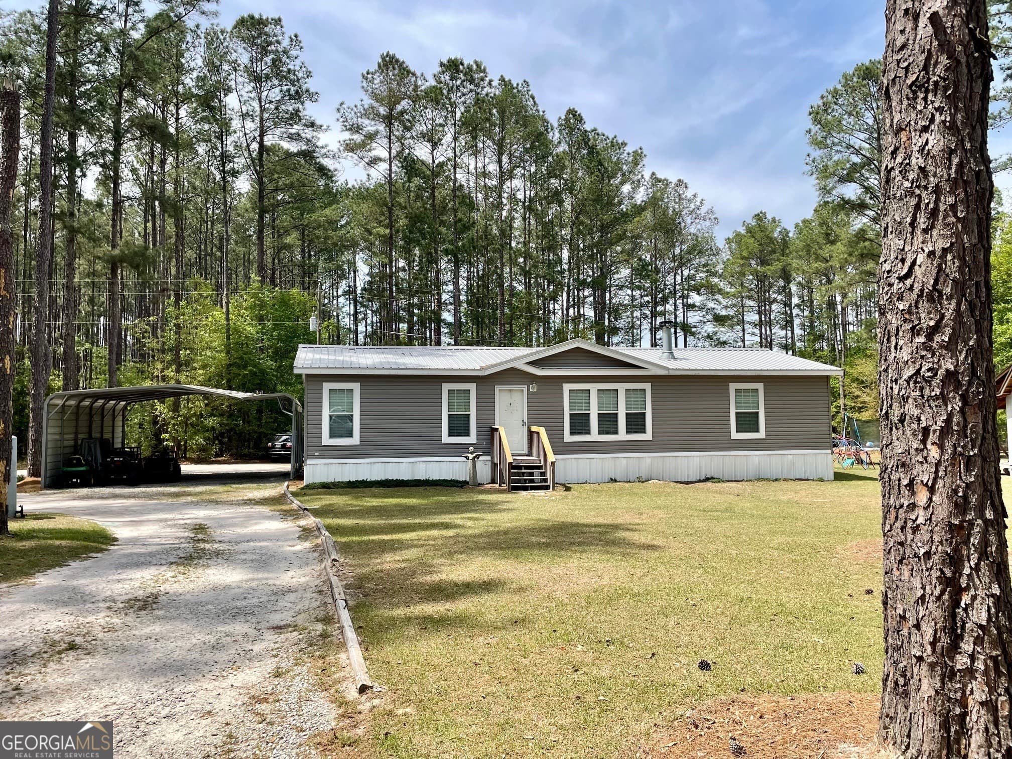 3 bedroom, 2 bathroom, 1,493 sq ft manufactured home,single family residence sold at 23779 Highway 46, Pembroke, GA 31321