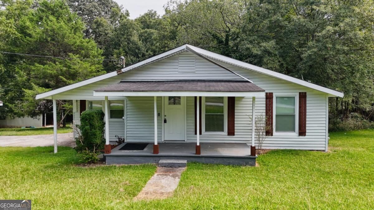 3 bedroom, 2 bathroom, 1,198 sq ft single family residence for rent at 74 Rountree Road, Riverdale, GA 30274 for $1,690 a month — photo 1 of 1